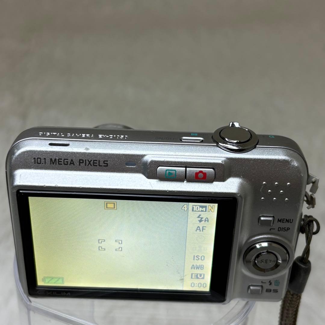 CASIO カメラ　エクシリム　EX-Z1050 シルバー コンデジ　動作品