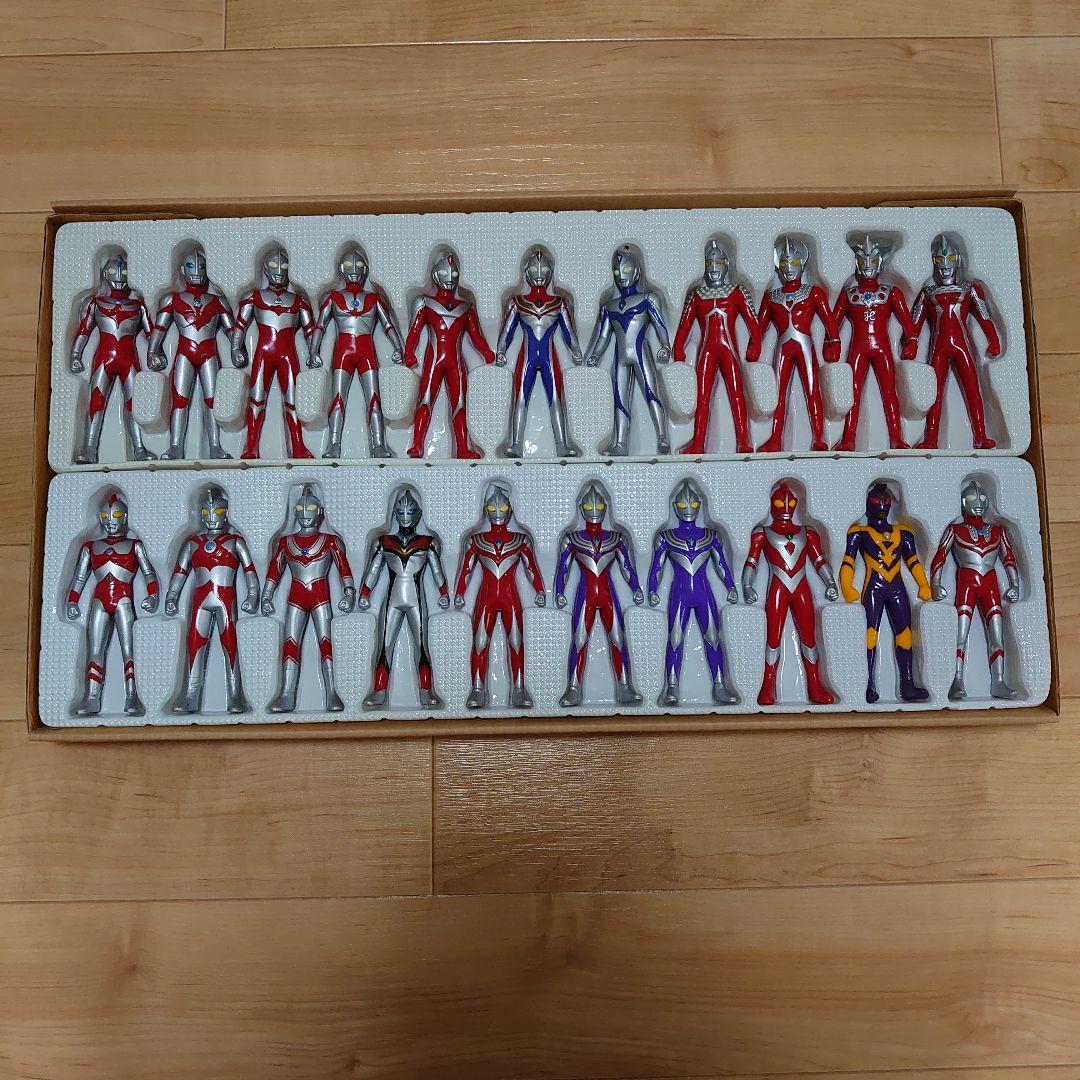 【USED】ウルトラヒーローベスト21／フィギュアセット／ウルトラマン