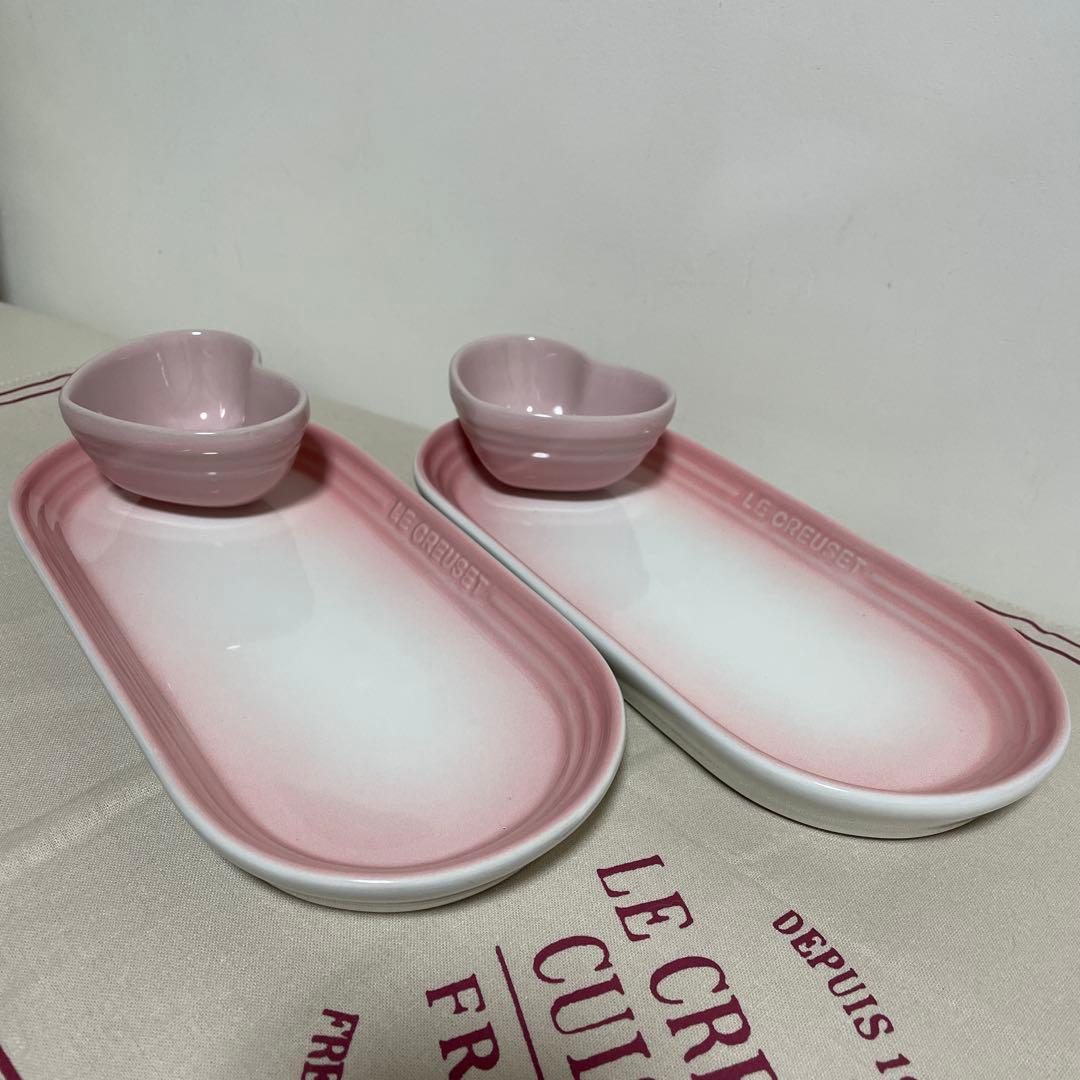 《美品》ルクルーゼ オブロングプレート＆ハートラムカン 4点セット ピンク