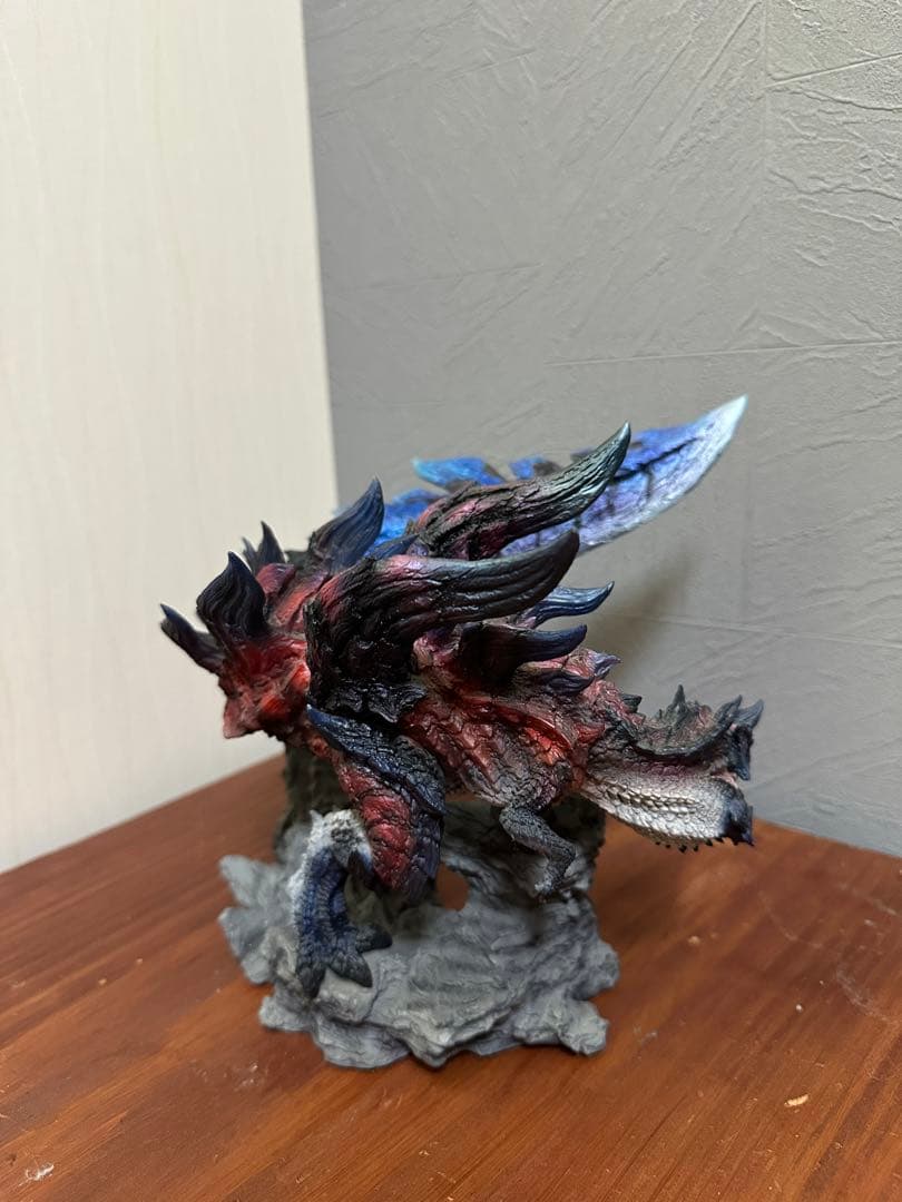 【絶版希少】モンスターハンター　クリエイターズモデル　ディノバルド