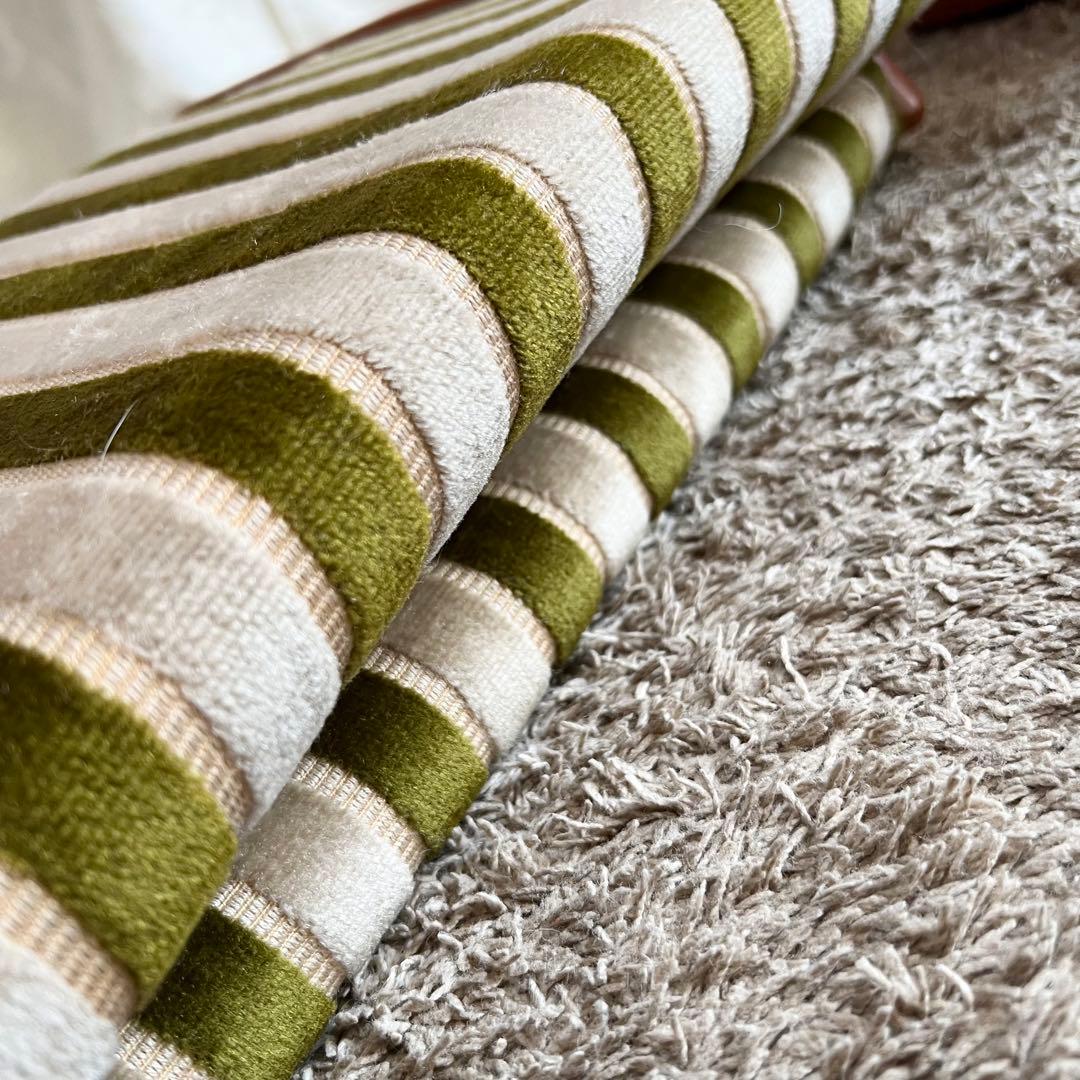 再度お値下げしました！ストライプデザイン折りたたみ座椅子2脚セット　昭和レトロ