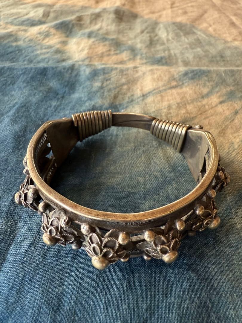 ◯ビンテージ ミャオ族のバングル　Ｓ14