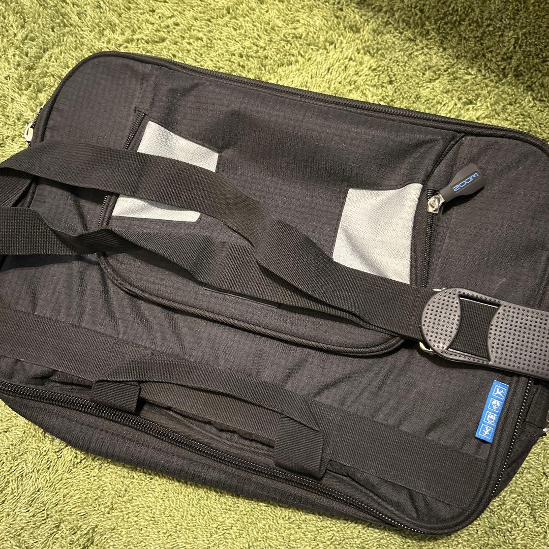 ZOOM R16 マルチトラックレコーダー