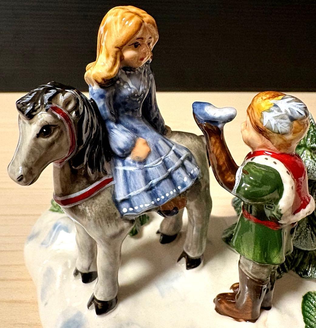 ビレロイ&ボッホ　フェアリーテールパーク　“シンデレラ“ キャンドルホルダー