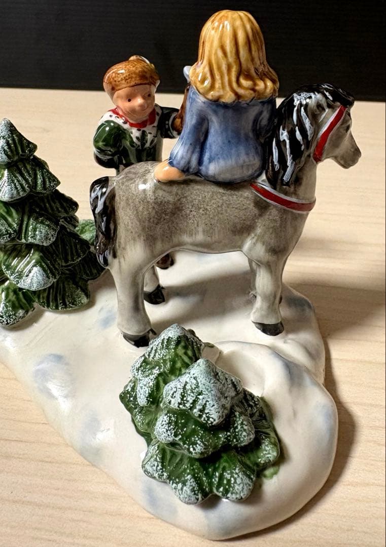 ビレロイ&ボッホ　フェアリーテールパーク　“シンデレラ“ キャンドルホルダー