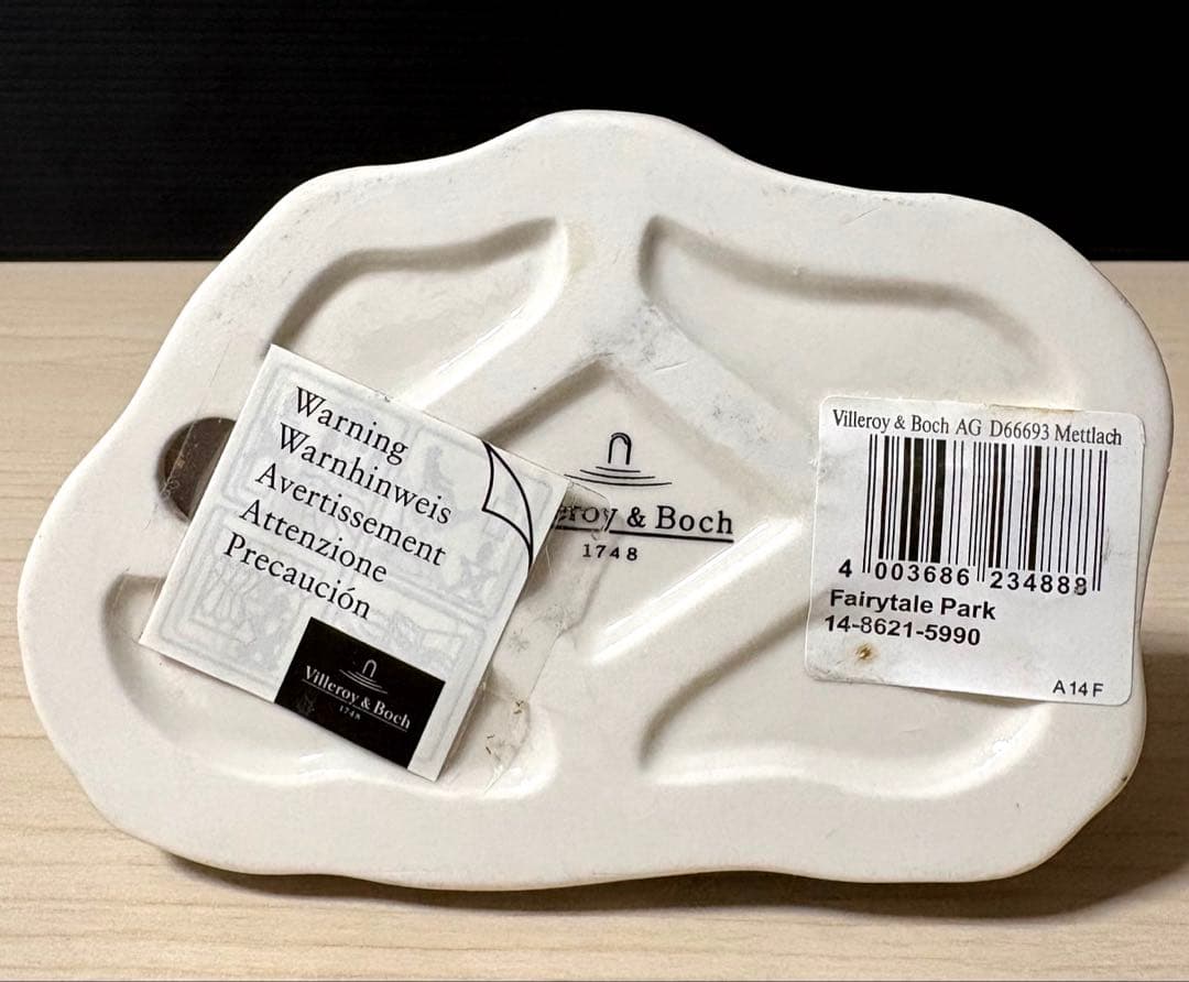 ビレロイ&ボッホ　フェアリーテールパーク　“シンデレラ“ キャンドルホルダー