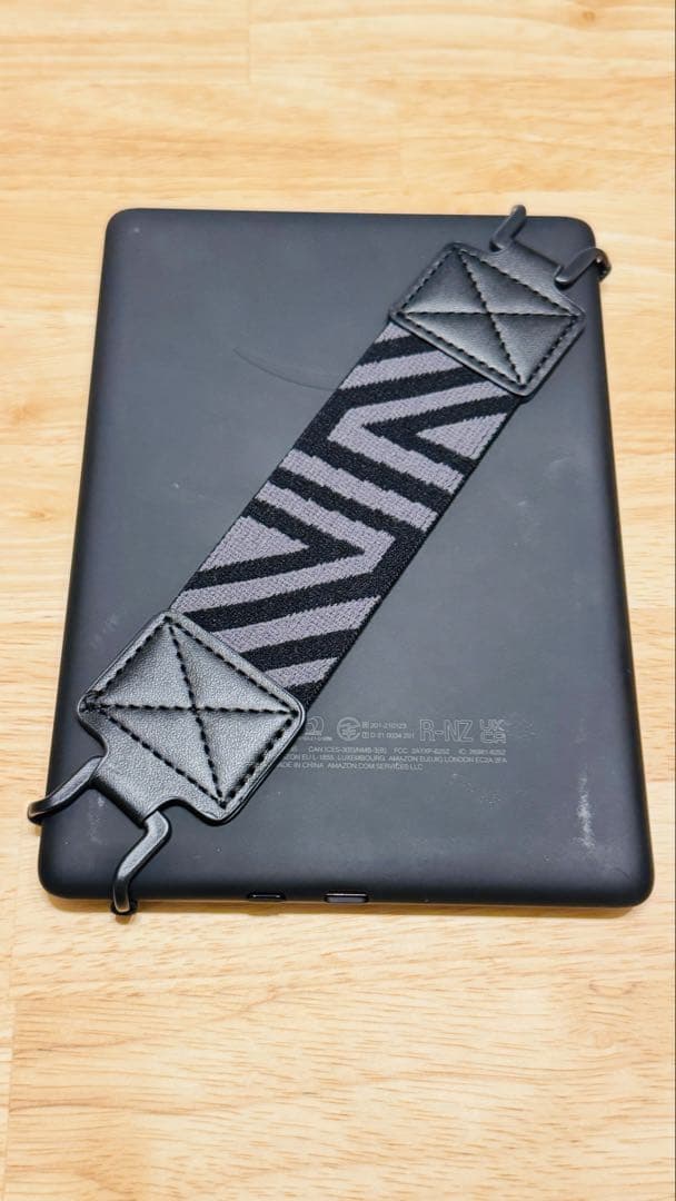 Kindle paperwhite 8GB 6.8インチ11世代