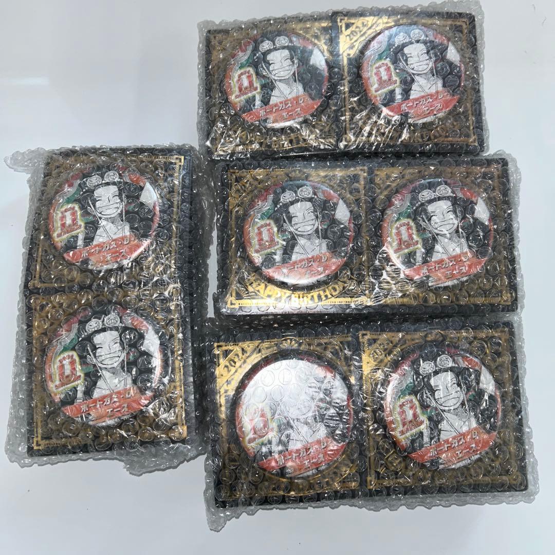 ONE PIECEポートガス・D・エース BIrthday缶バッジ 40個セット