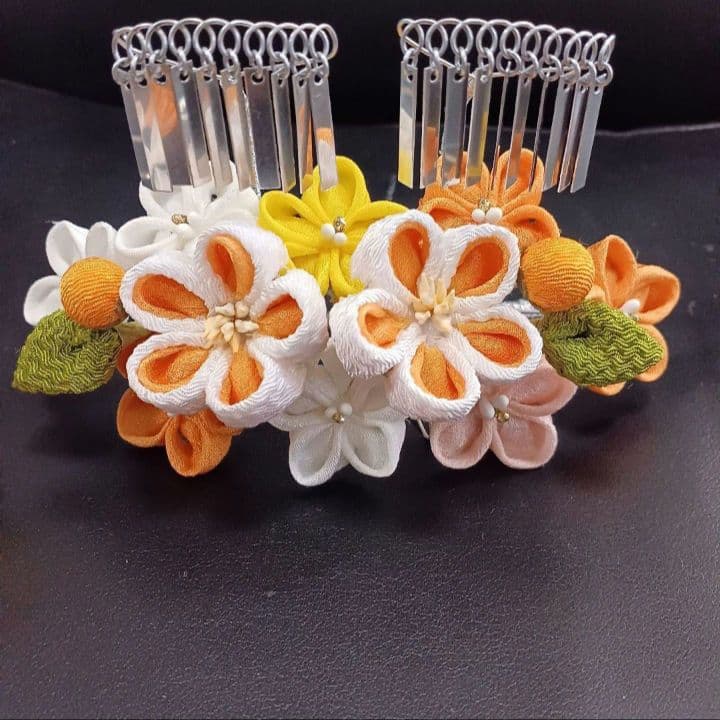 【新品】七五三　髪飾り　勝山かんざし２本　日本髪　つまみ細工 簪　ハレの日