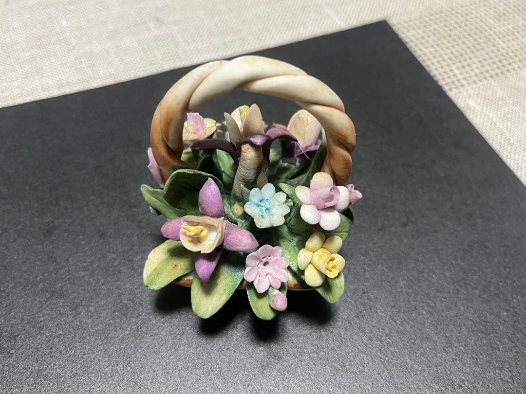 Capodimonte 花かご 置物