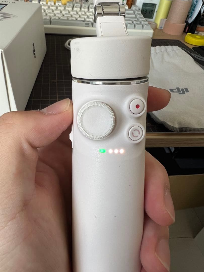 DJI OM 5 スマホ用 手持ちジンバル サンセットホワイト