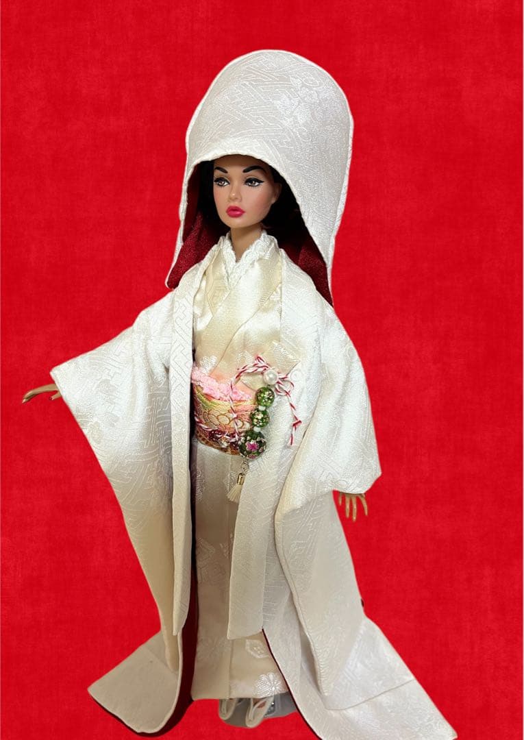 ポピーパーカー、ファションロイヤリティ白無垢ウエディング着物