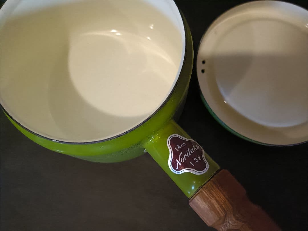 未使用　レトロ　ノリタケ ホーロー片手鍋 14cm グリーン　琺瑯