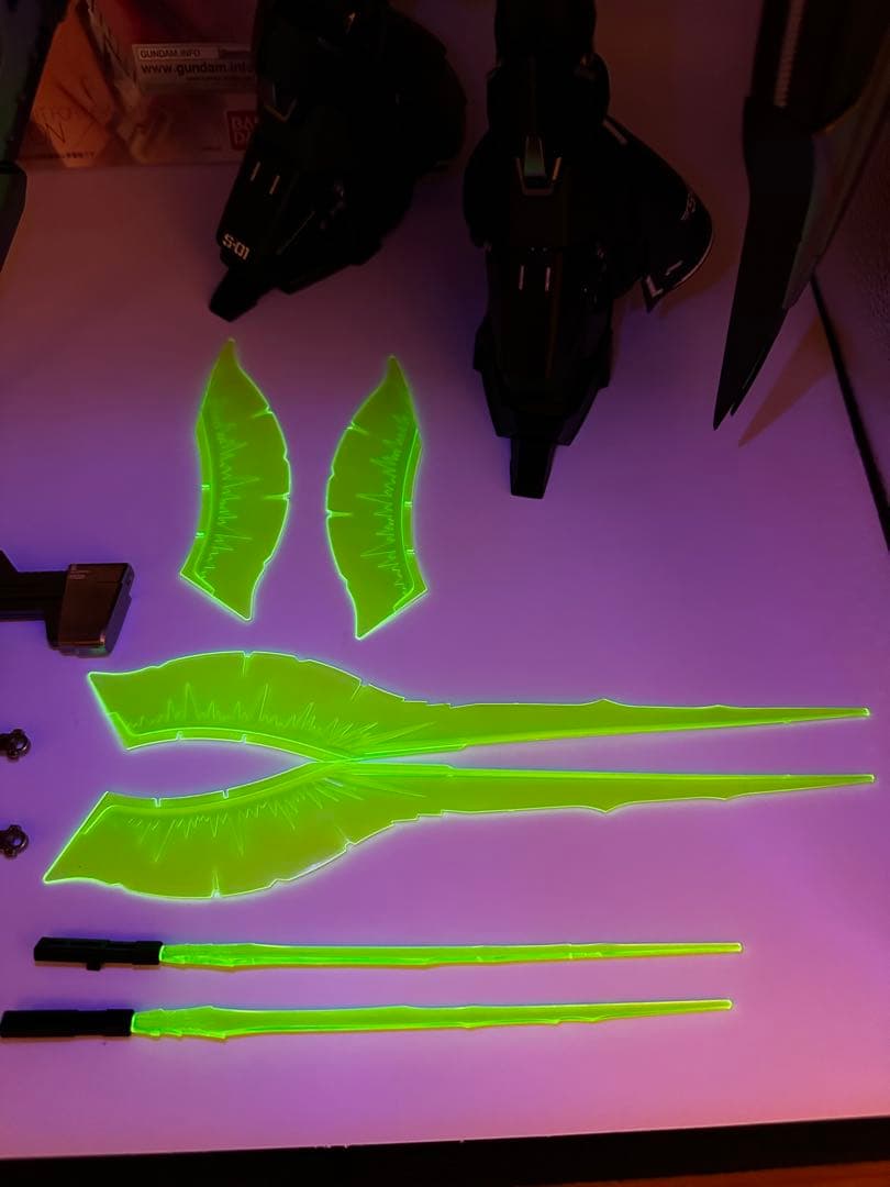 【合金フレーム改造・全塗装完成品】バンダイ MG サザビー Ver.Ka