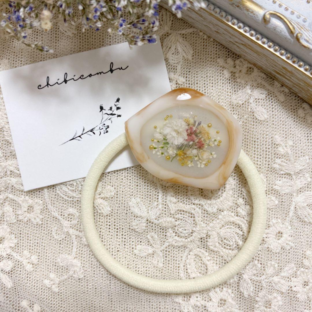 ハンドメイド　レジン　お花　ヘアゴム　ポニーフック　ブローチ　no.133