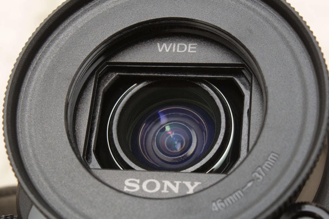 美品！SONY HDR-CX630V　ビデオカメラ