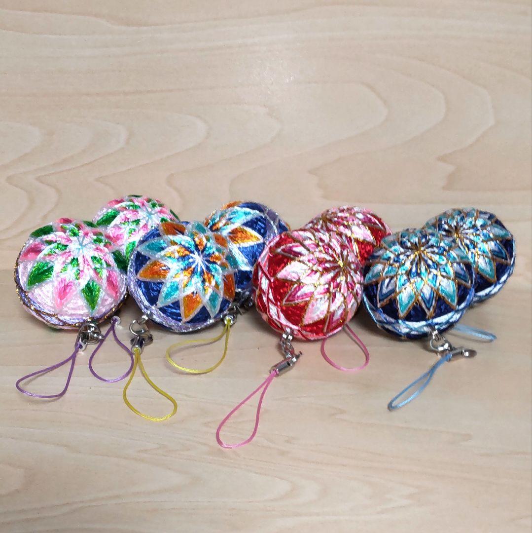 手まり8㎝4個,4.2㎝8個 リリィ