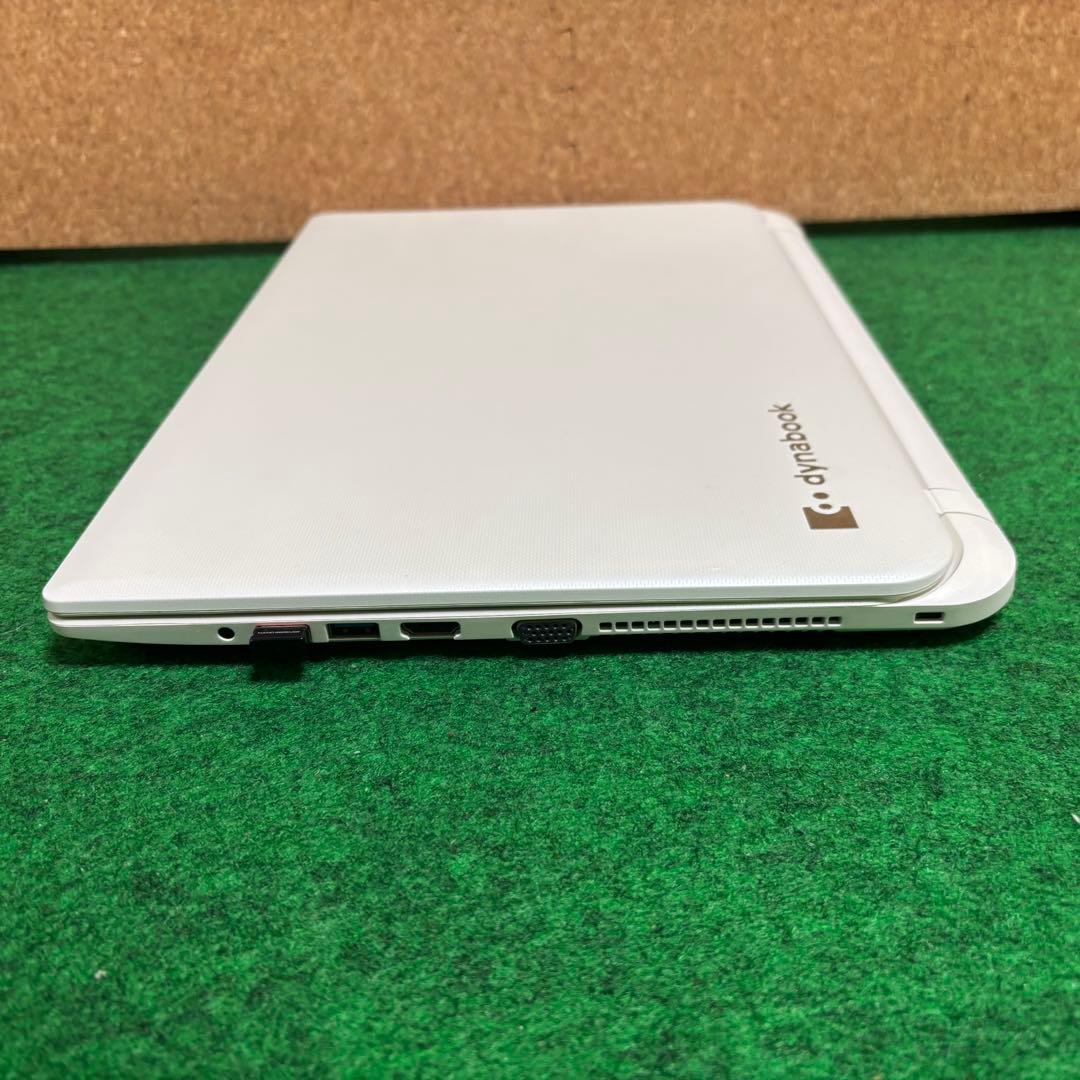 東芝　ノートパソコン dynabook T75