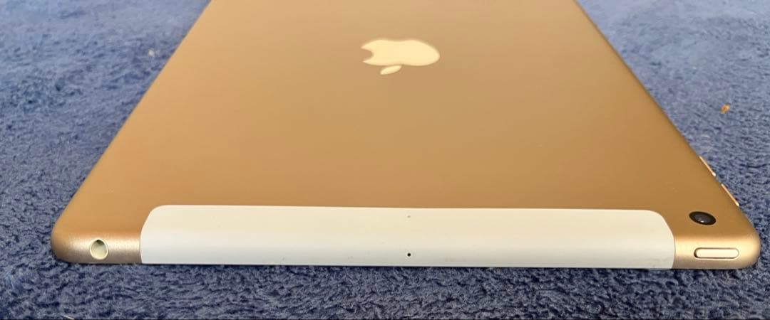 Apple iPad (第5世代) 128GB ゴールド