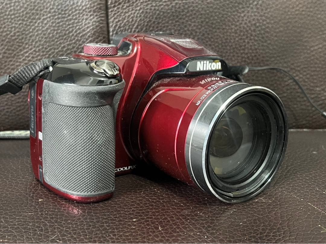 Nikon Coolpix P610 レッド 60倍光学ズーム