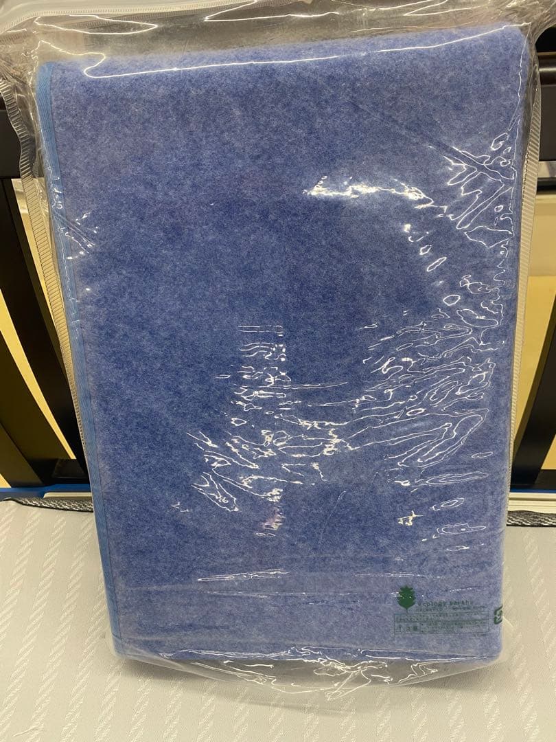 西川　調湿シート　からっと寝　吸湿センサー付・シリカゲル入・湿気を吸収・シングル