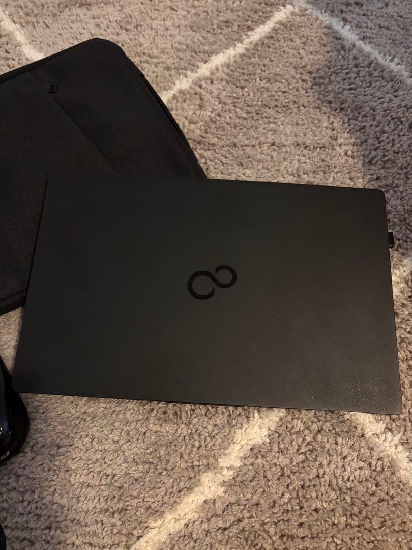 【最終値下げ】Fujitsu LIFEBOOK FMVU335BY
