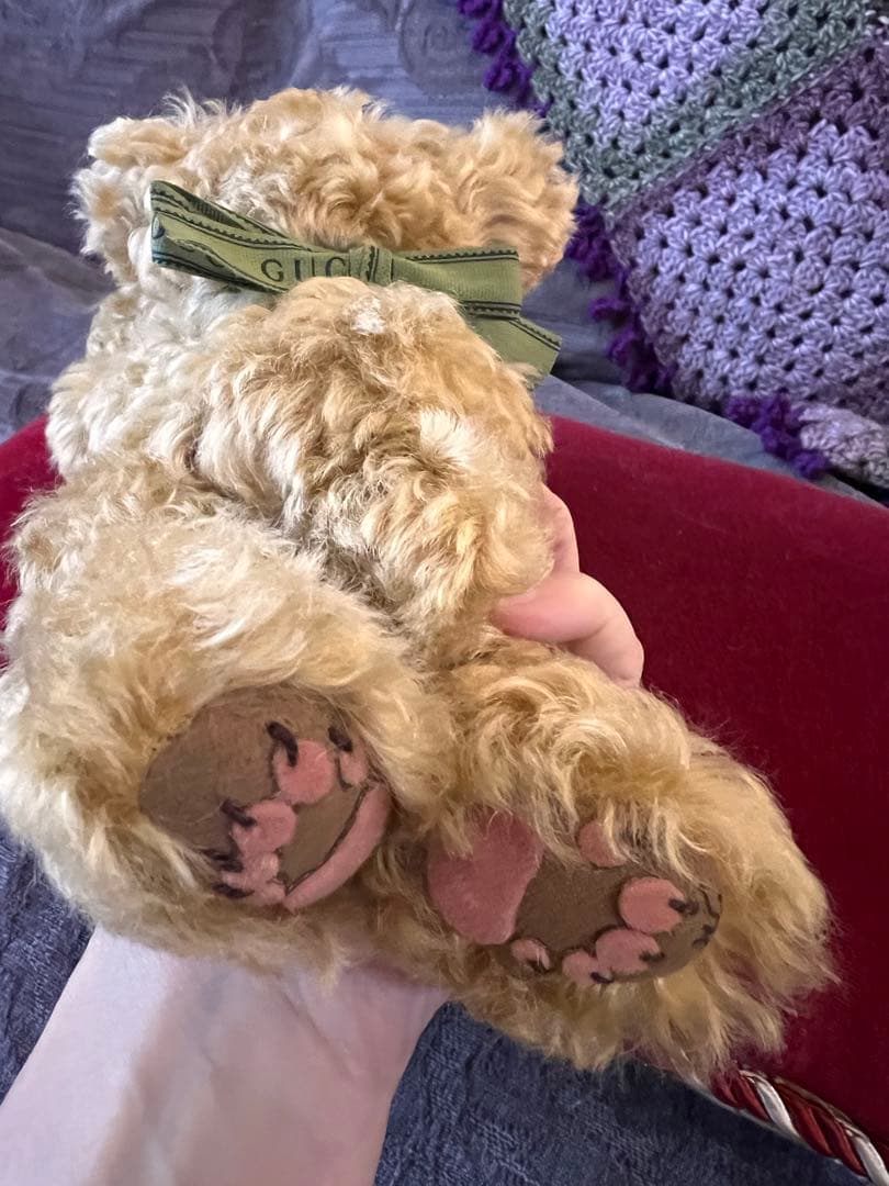 ハンドメイドテディベア　 イギリス製ファー 寝そべり熊さん リボン付き