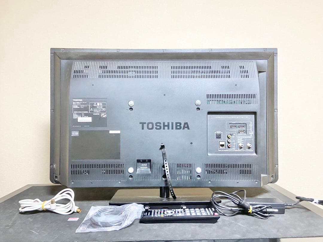 今だけ優待価格】東芝 REGZA 32V型HD・IPS/直下型LED｜外付HDD