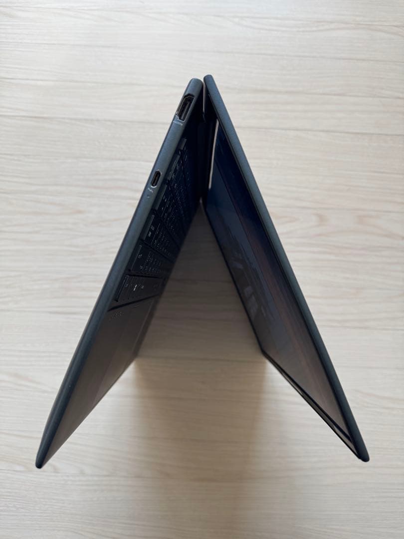 HP Elite Dragonfly G3 office付