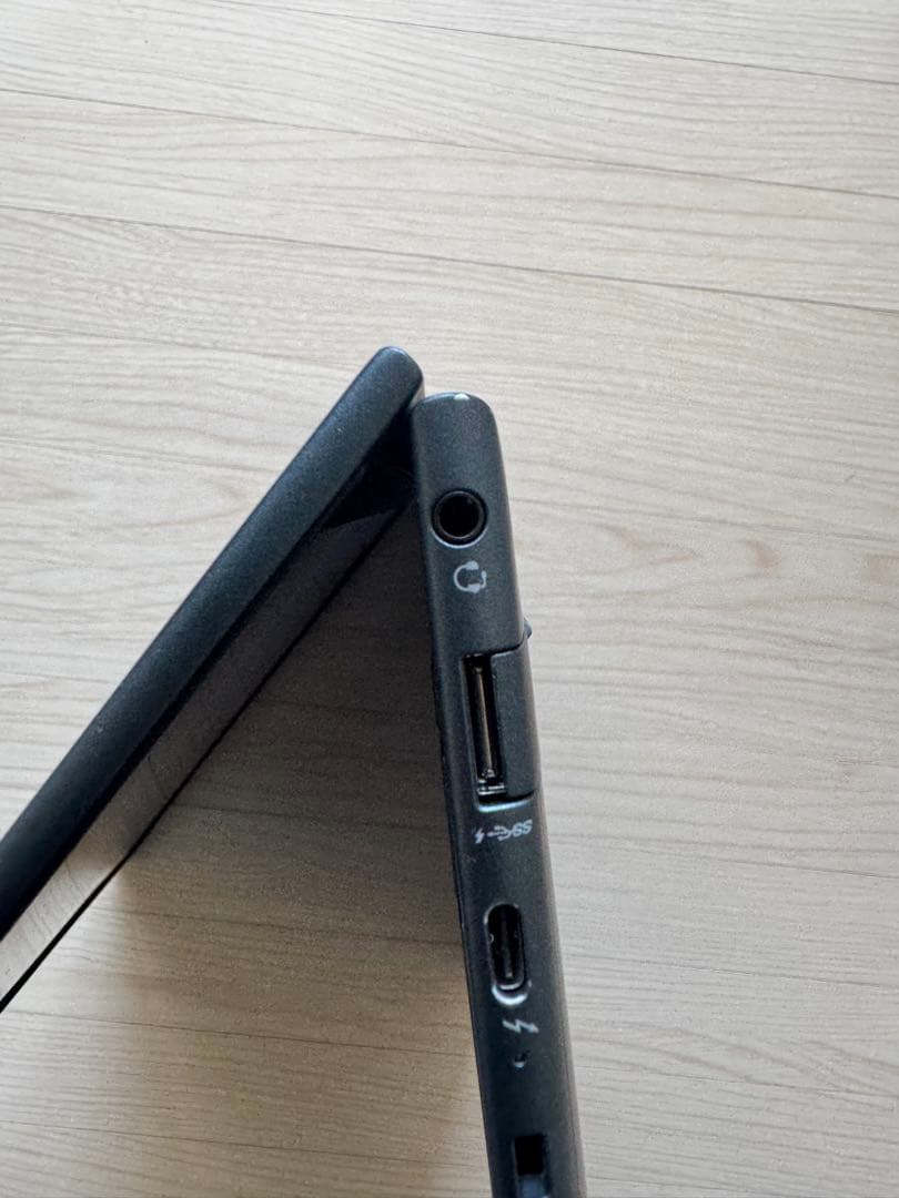 HP Elite Dragonfly G3 office付