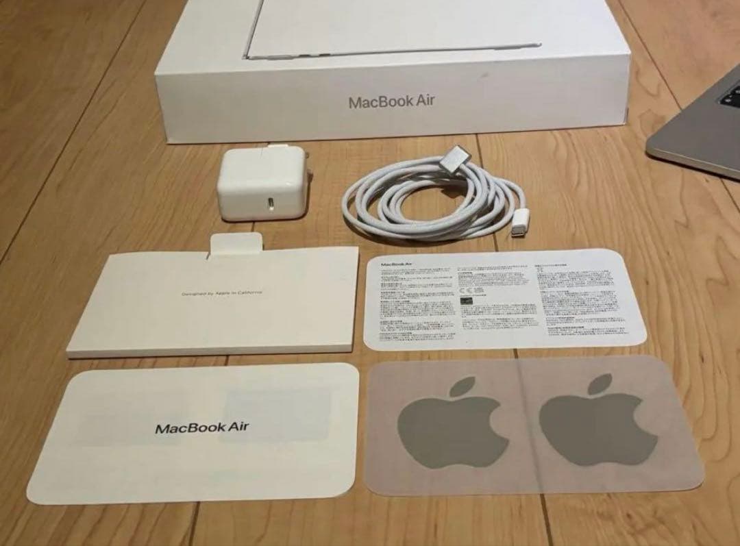 MacBook Air 13.6 M3 8GB 256GB シルバー 2024