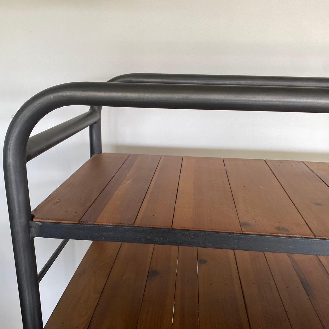 クラッシュゲートのTV台