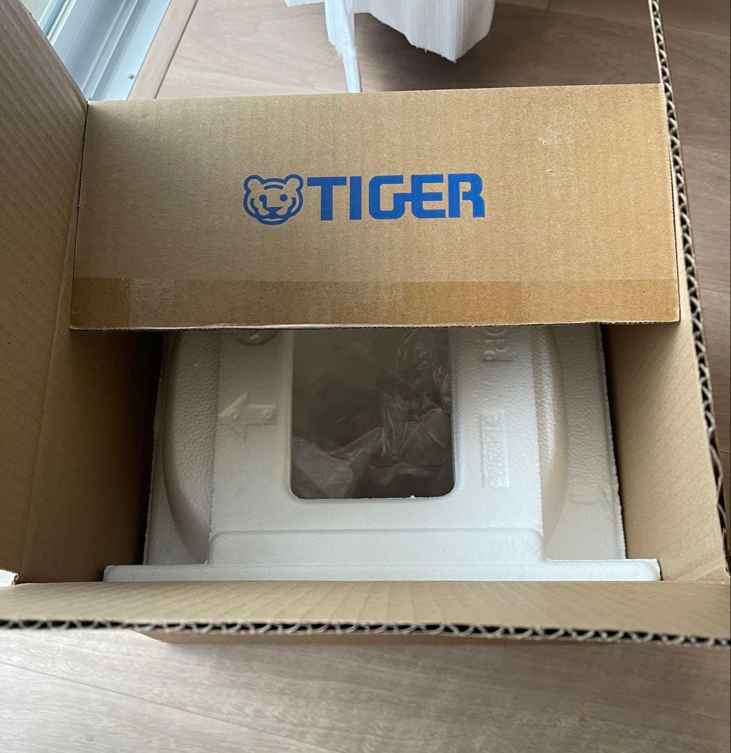 TIGER 炊飯器 JBS-A055 黒 タイガー 2024年製