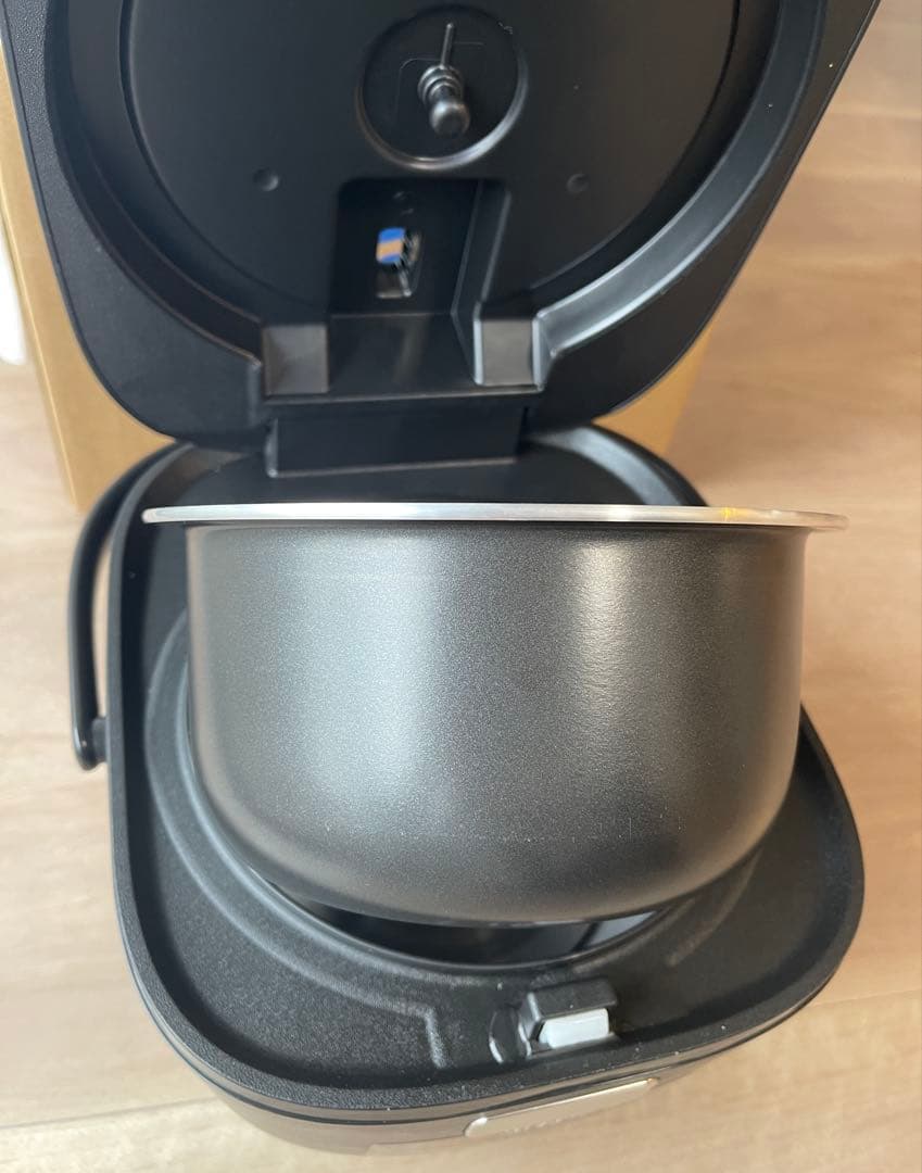 TIGER 炊飯器 JBS-A055 黒 タイガー 2024年製