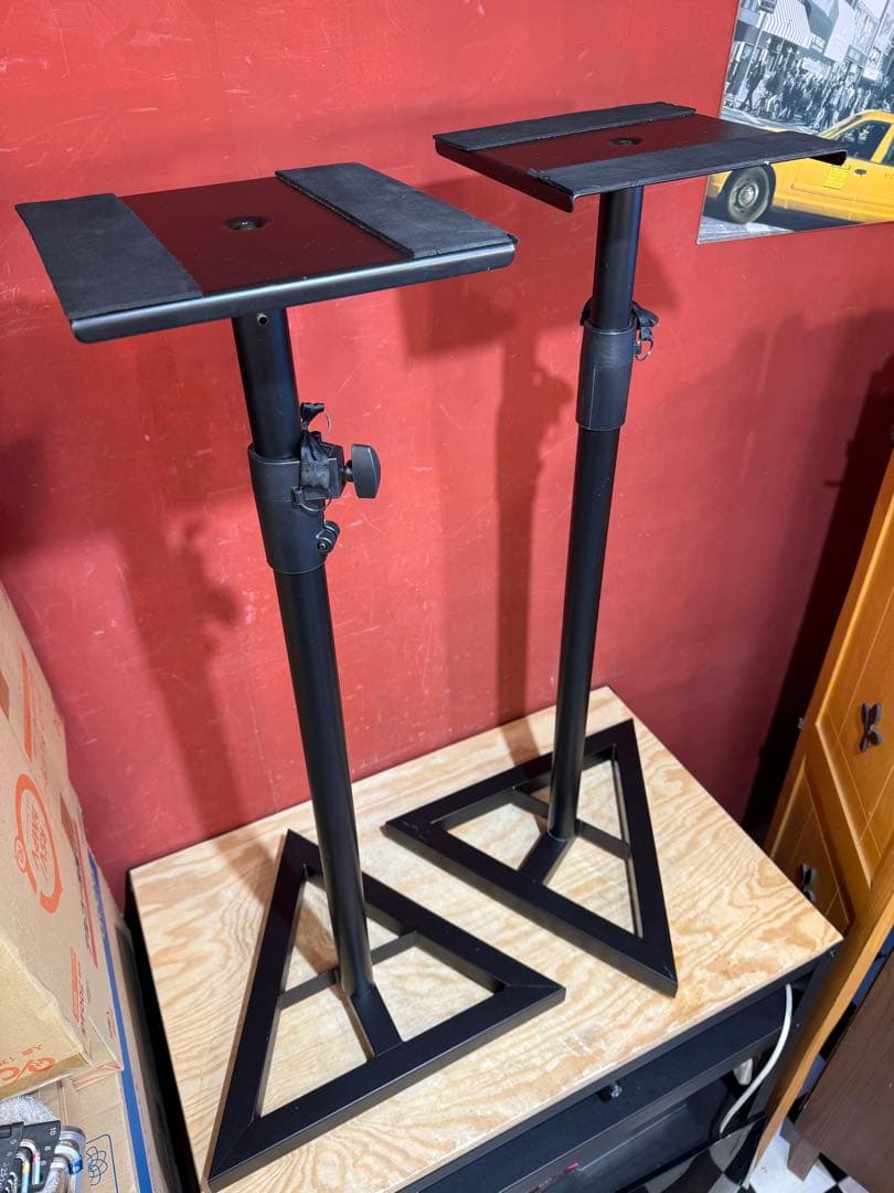 スピーカースタンド　スピーカー　高さ調節可能　モニタースピーカー