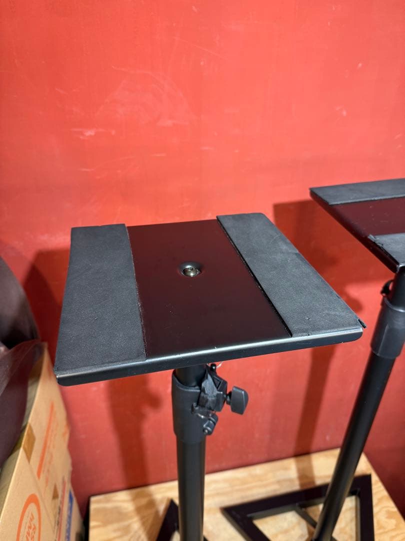 スピーカースタンド　スピーカー　高さ調節可能　モニタースピーカー