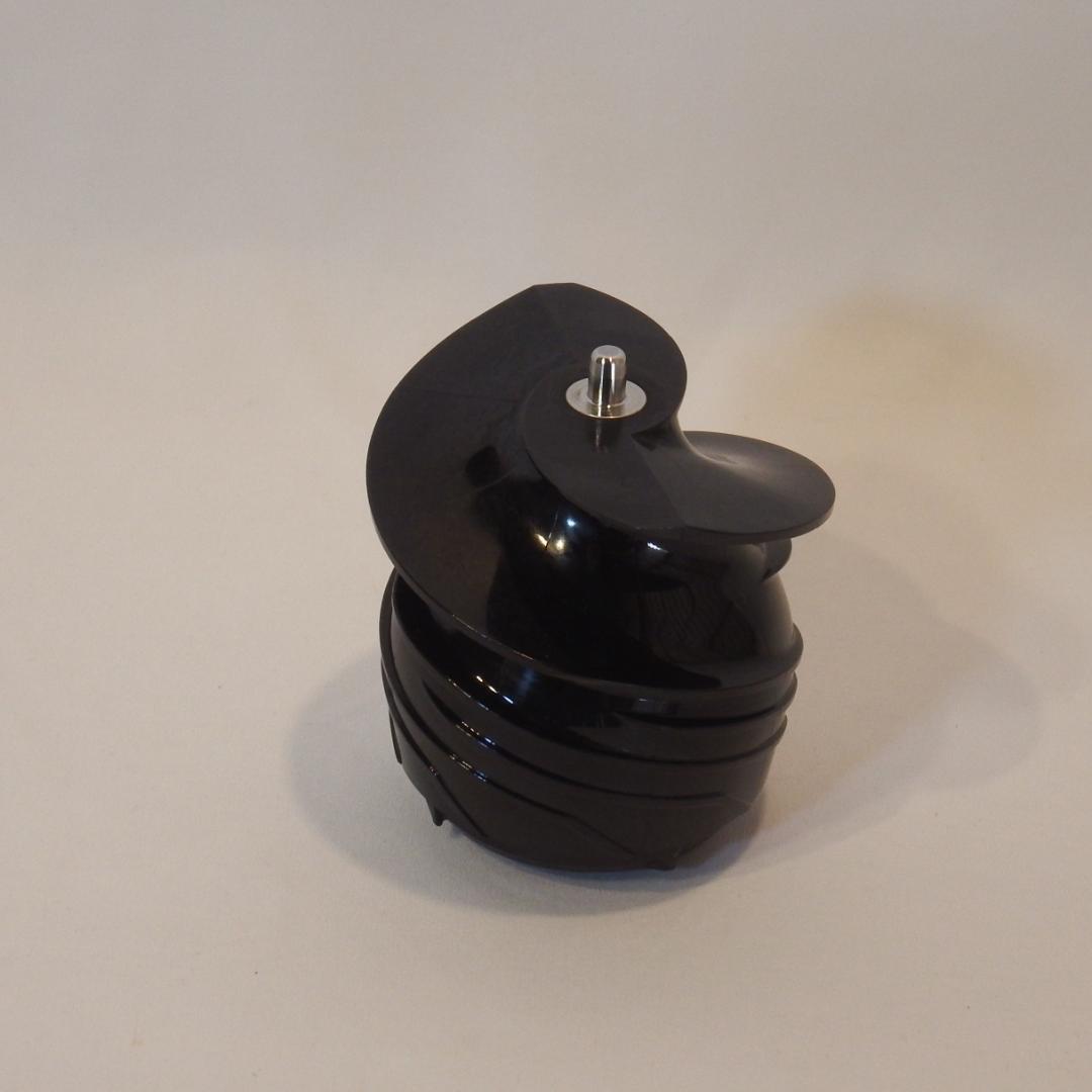 Hurom H-AA-RBA17 フェラーリレッド　スロージューサー 使用品