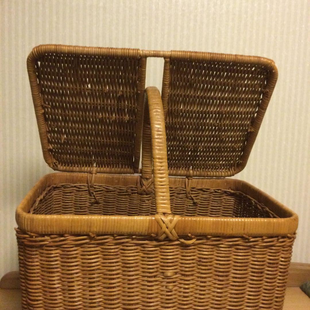 天然ラタン 蓋付きバスケット　大きいサイズ　ピクニックバスケット