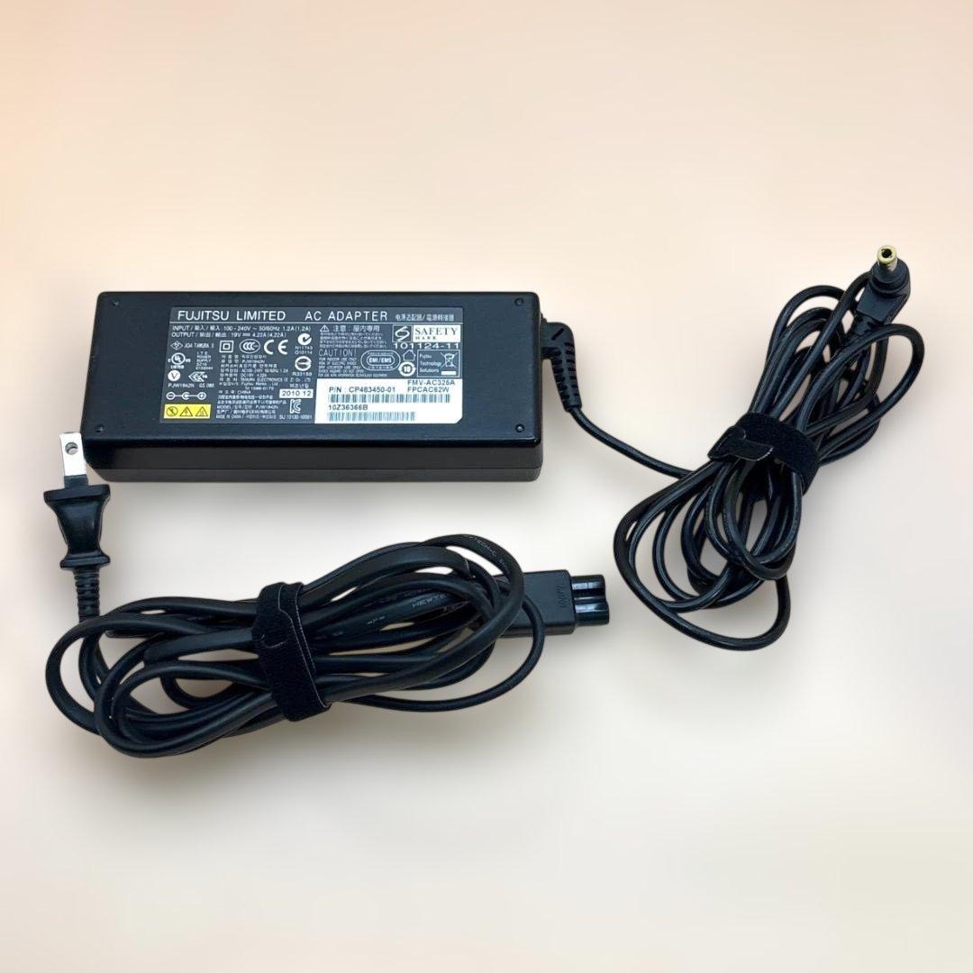 極美品！高性能i7&16GB 大画面薄型ノートパソコンカメラ付Windows11