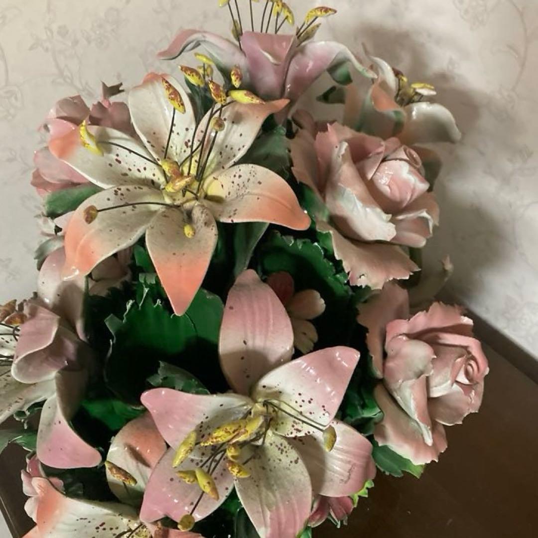 陶器製　インテリア　カラフルな花置物