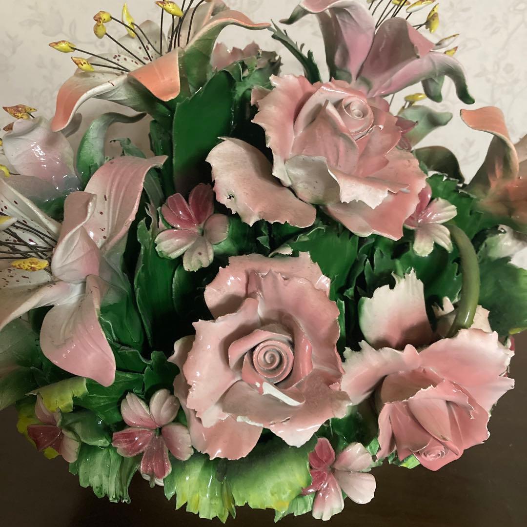 陶器製　インテリア　カラフルな花置物