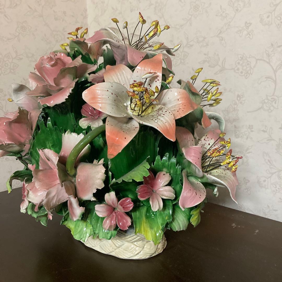 陶器製　インテリア　カラフルな花置物