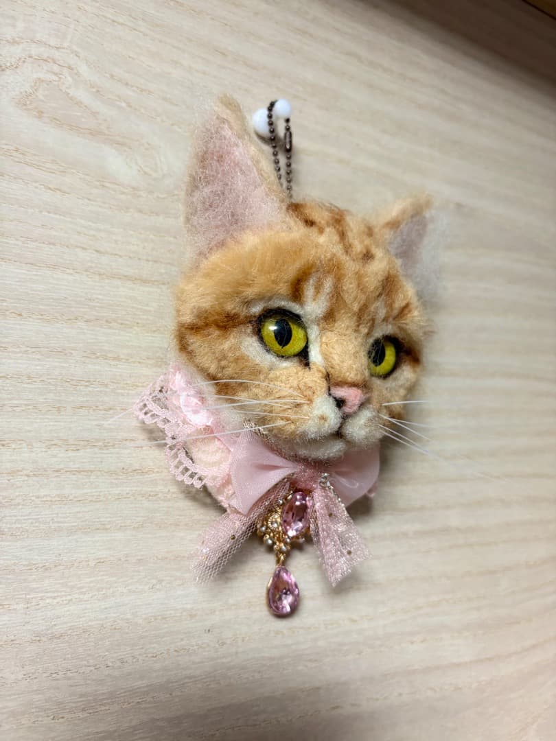 羊毛フェルト３匹の宝石猫キーホルダー【ハンドメイド