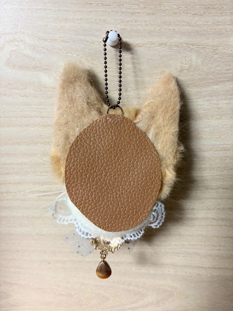 羊毛フェルト３匹の宝石猫キーホルダー【ハンドメイド