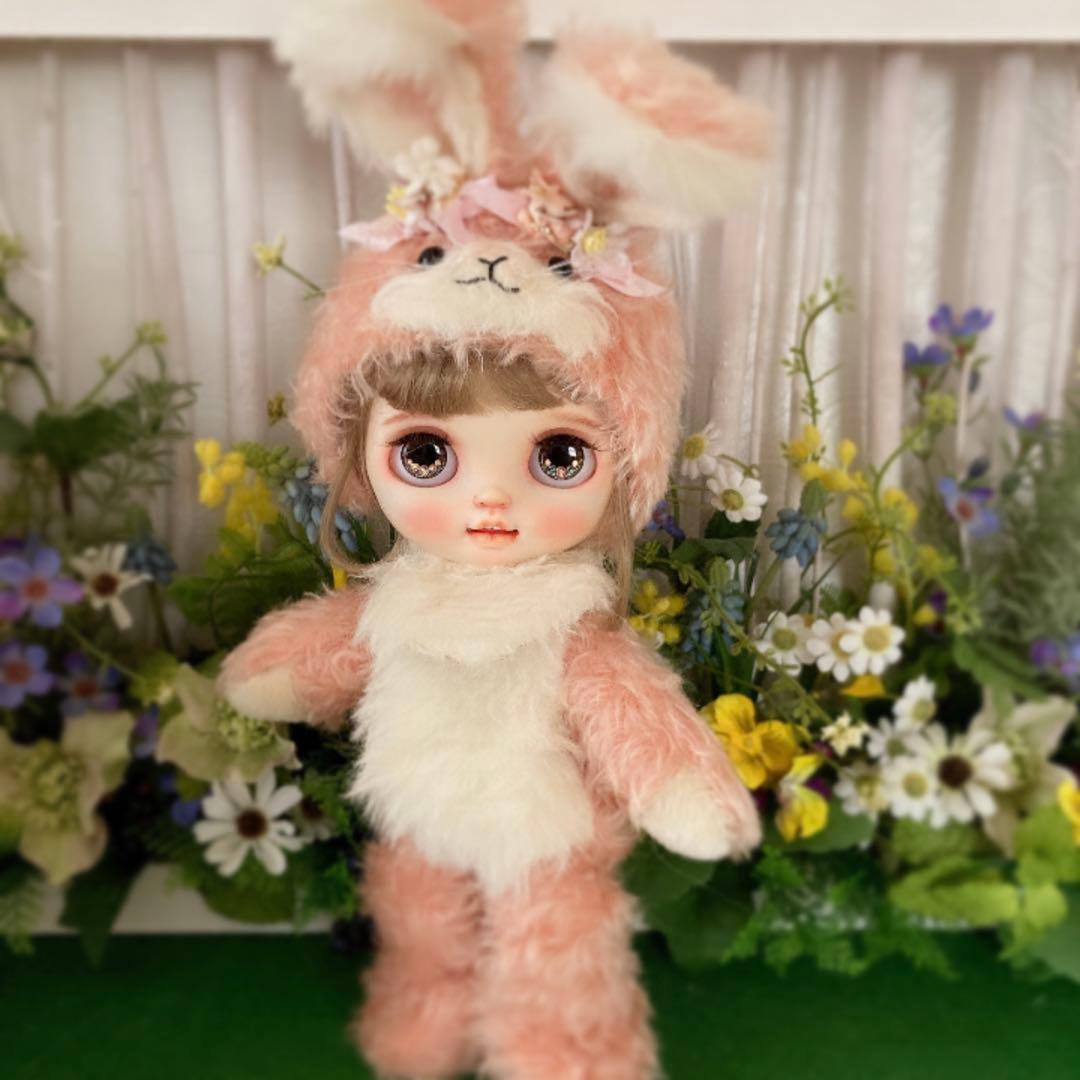 ブライスアウトフィット　着ぐるみうさちゃん（カーリーピンク）