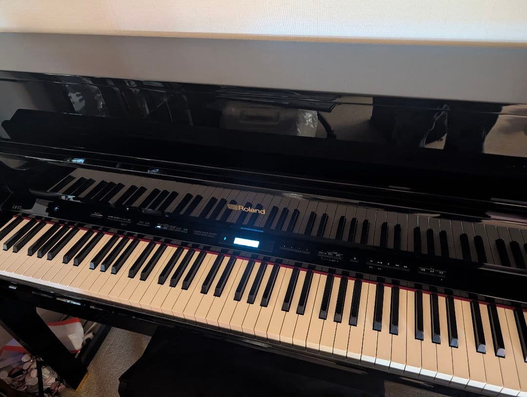 美品 ローランド Roland 電子ピアノ LX17-PE 黒塗鏡面