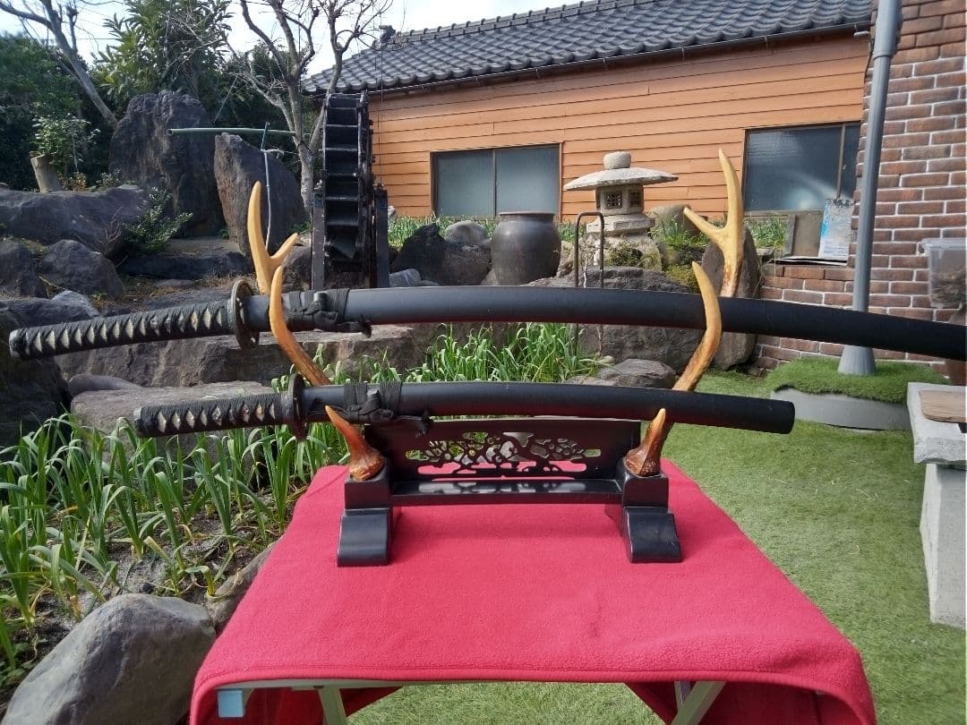 模擬刀　鹿角刀掛け付き　送料込み　いいね後の希望価格設定歓迎