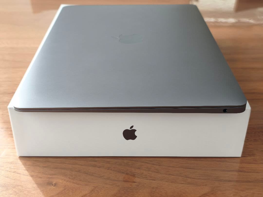 超美品 Apple MacBook Air 13inch M1 8GB