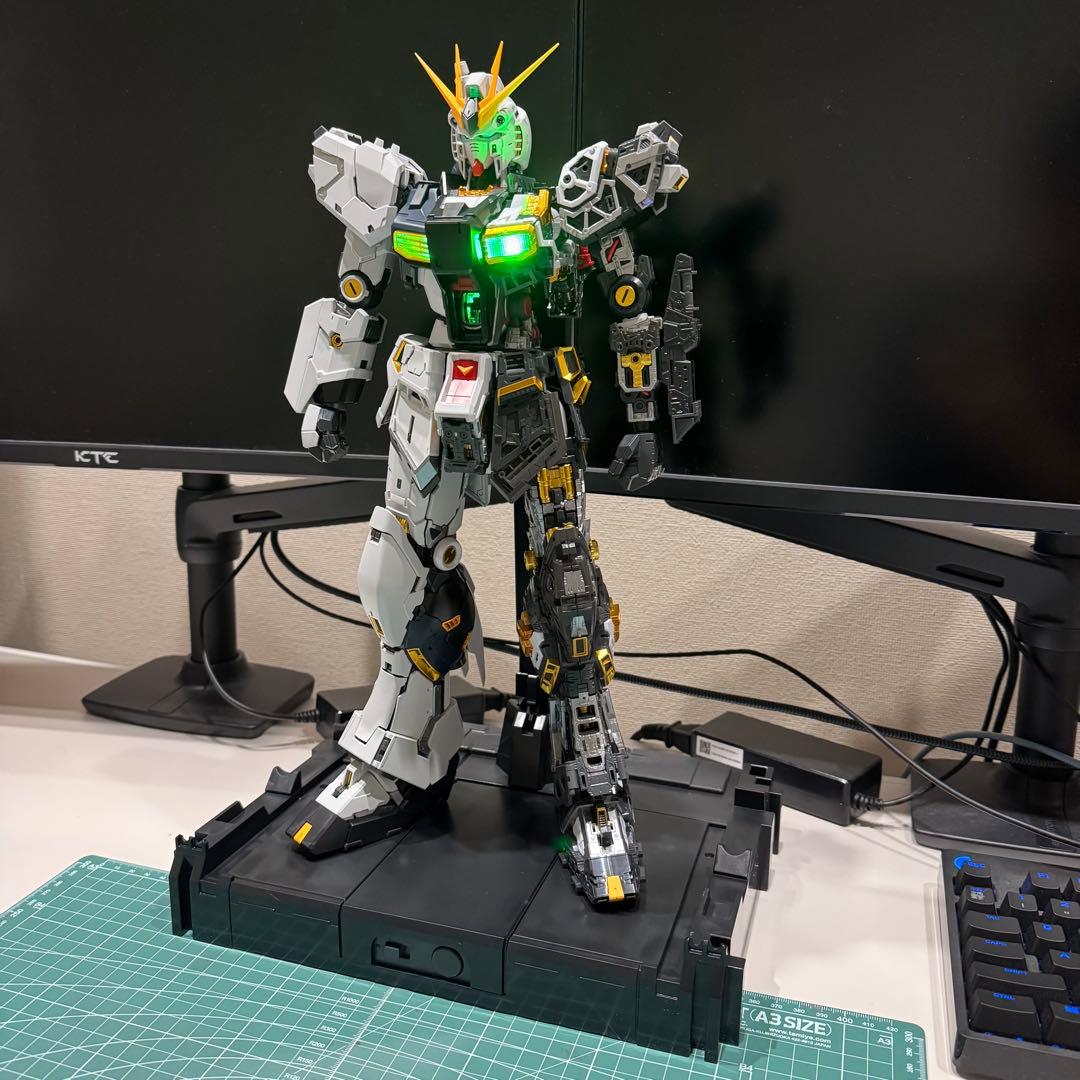【素組み】PG UNLEASHED 1/60 νガンダム LEDユニット