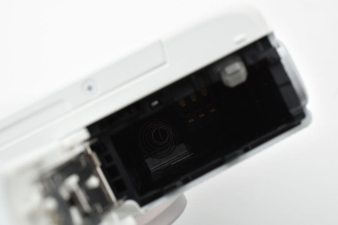 ■美品■Canon EOS M100 標準レンズキット　グラファイト